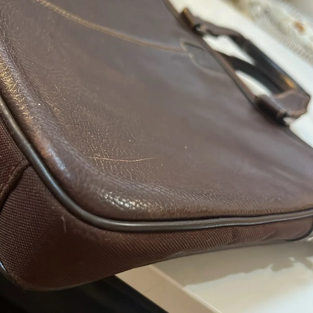 BOCONI BRYANT LEATHER SLEEVE BRIEFCASE LAPTOP TABLET DARK BROWN